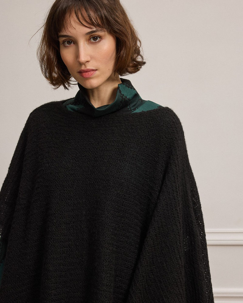 NAMASTE ΜΠΛΟΥΖΑ 57%ΑΚΡ-29%AN ΠΟΛ-7%ΜΑΛ-7%ECO ΒΙΣ BASSEY - PW2325010