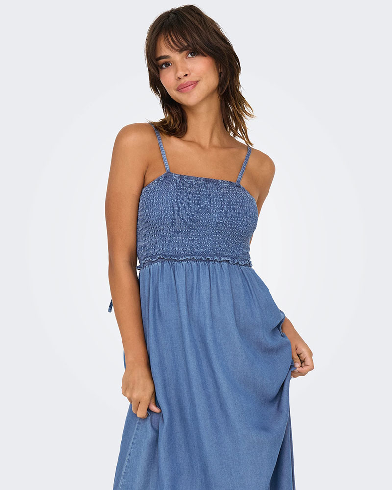 ONLY ONLCHARIS LIFE SMOCK MAXI DRESS WVN - 15345985 ONLY ONLCHARIS LIFE SMOCK MAXI DRESS WVN - 15345985