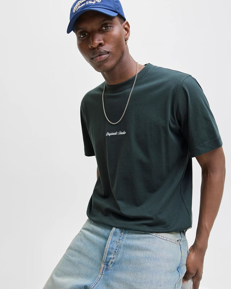 JACK & JONES JORNORREBRO EMB TEE SS CREW NECK NOOS - 12282892 JACK & JONES JORNORREBRO EMB TEE SS CREW NECK NOOS - 12282892