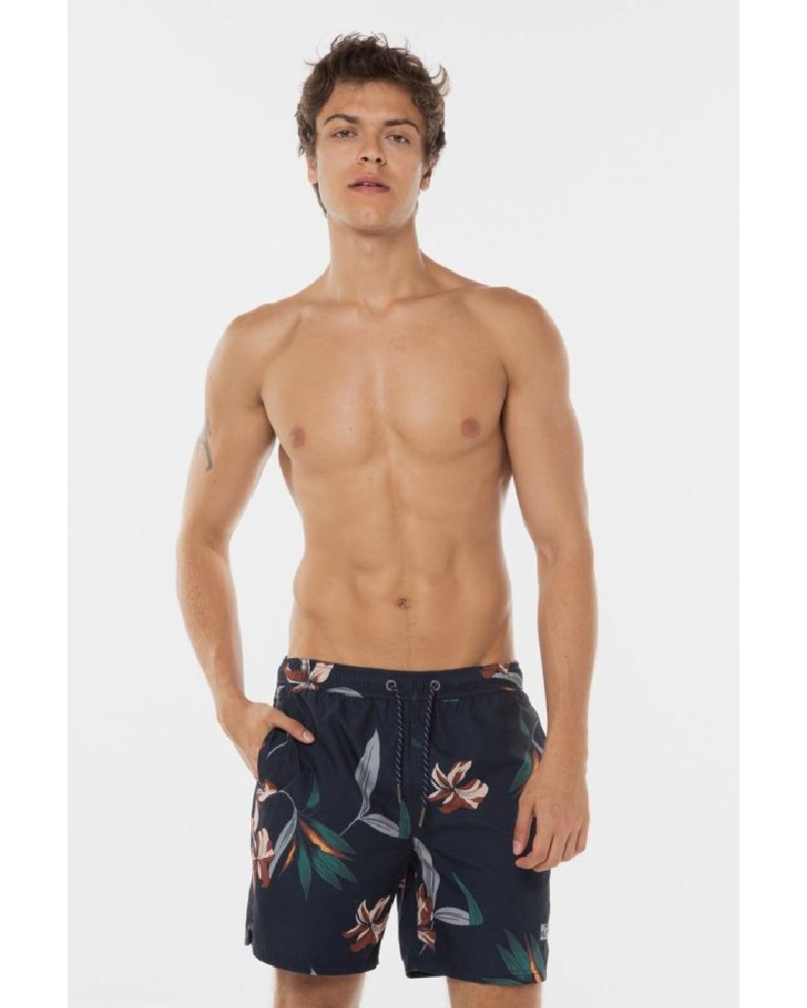 Kappa Agius Pantalones Cortos De Natación Negros | Urban Outfitters ES